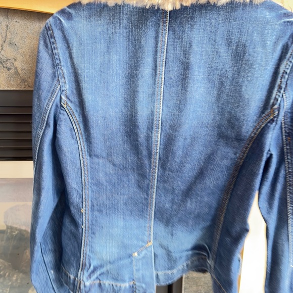 Women’s TRF 100% Jean Jacket with Faux Fur Trim Small EUC - Picture 5 of 5